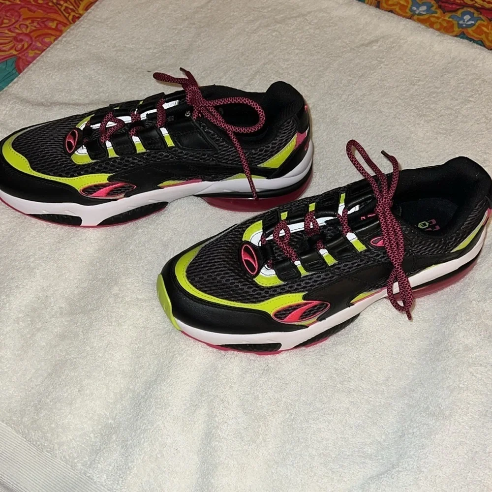 Women’s Puma collection Sneakers
